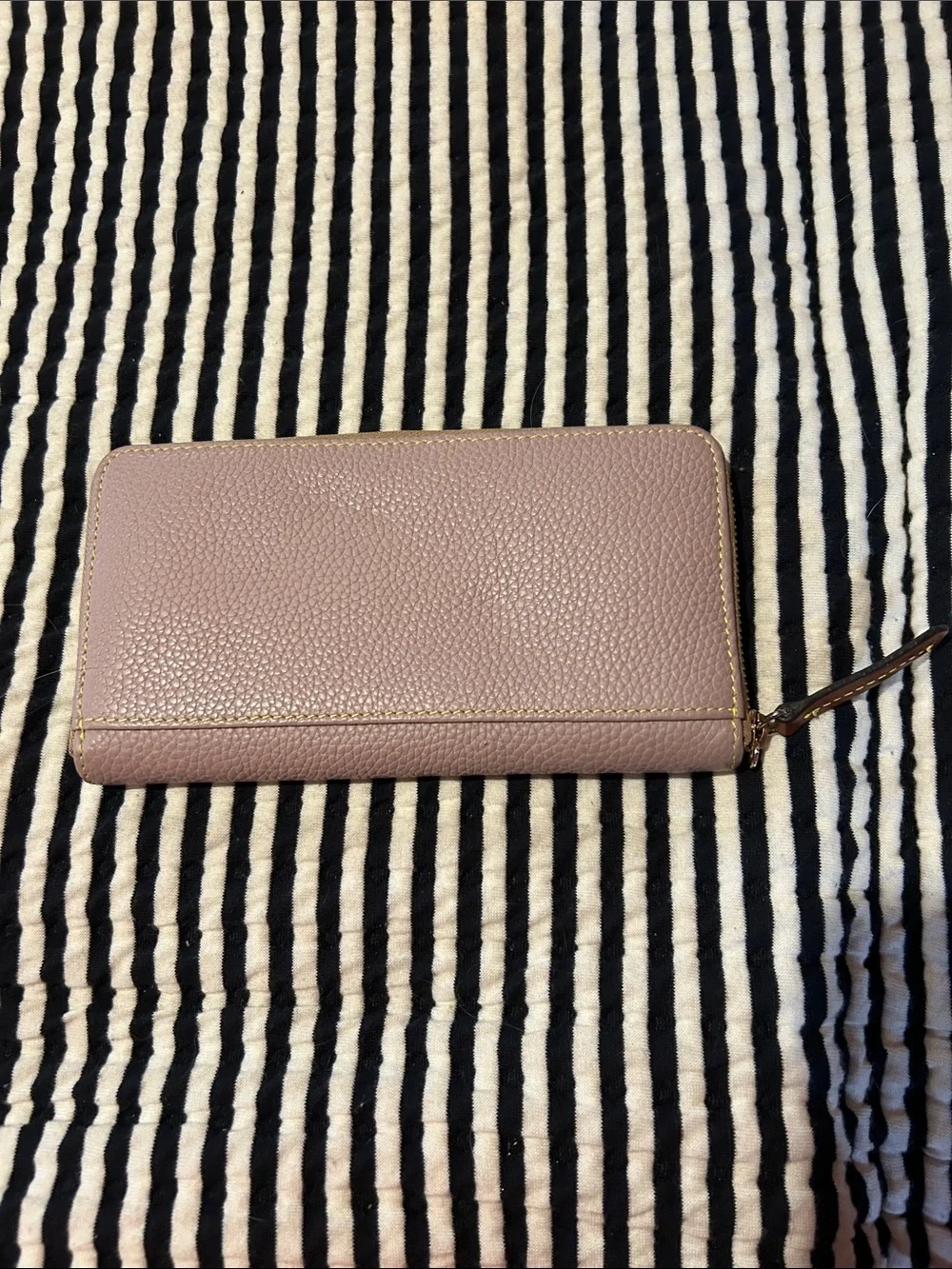 Dooney & Bourke Dusty Rose Pebbled Leather Zip Wallet